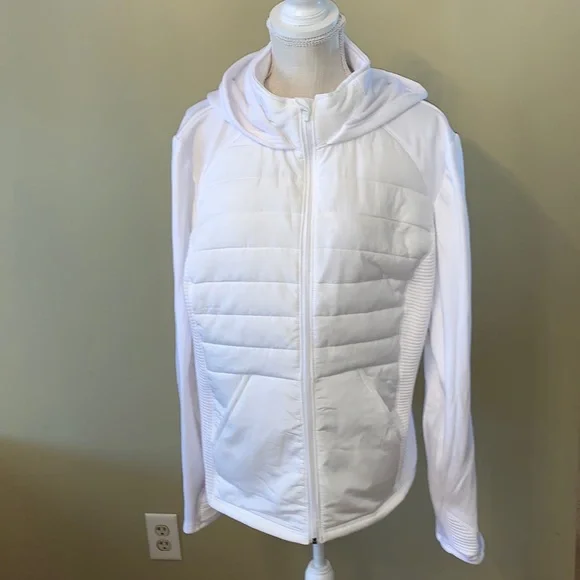 Women’s tek gear hoodie jacket